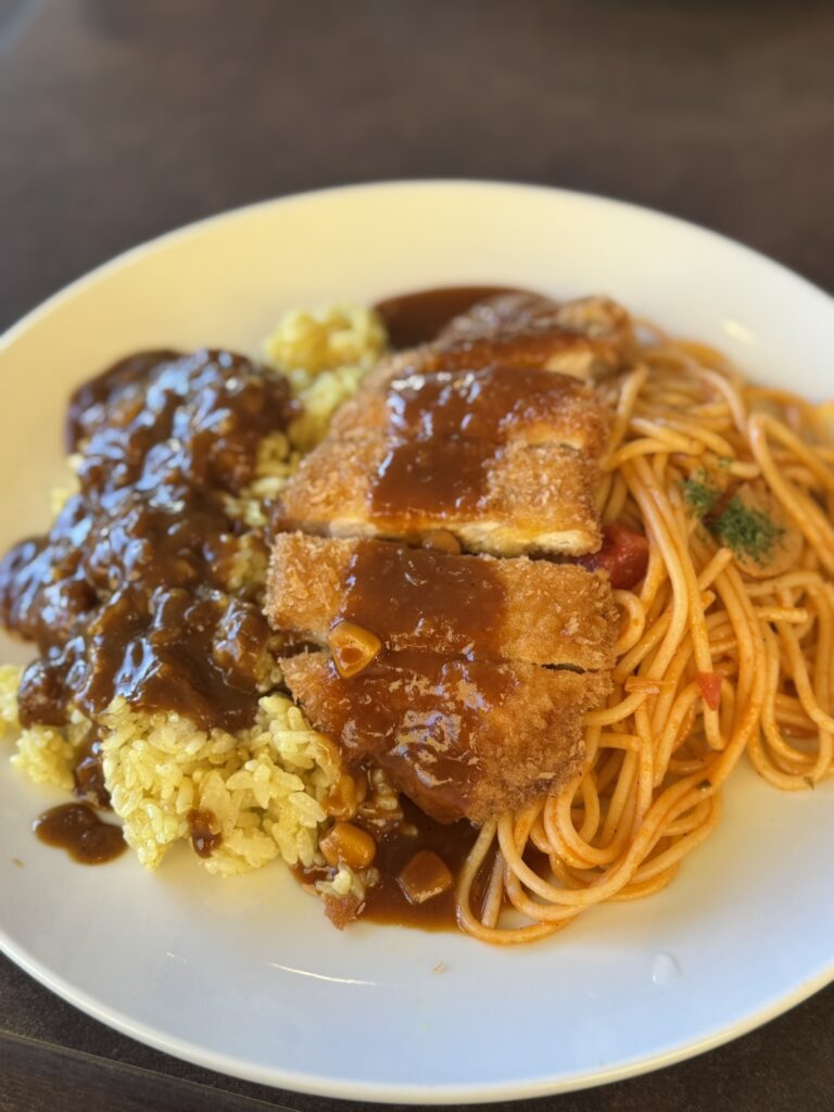 キッチンすずたとうげ｜大村市中里町｜トルコライスで評判の老舗洋食店